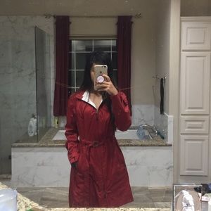 LIKE NEW Eddie Bauer windbreaker